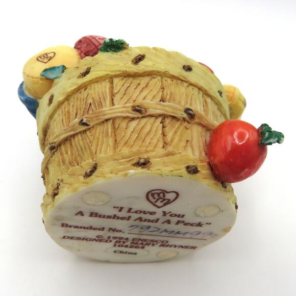 Mary's Moo Moos, I Love You A Bushel and A Peck Cow Figurine #104264 Enesco 1994 - Picture 9 of 11